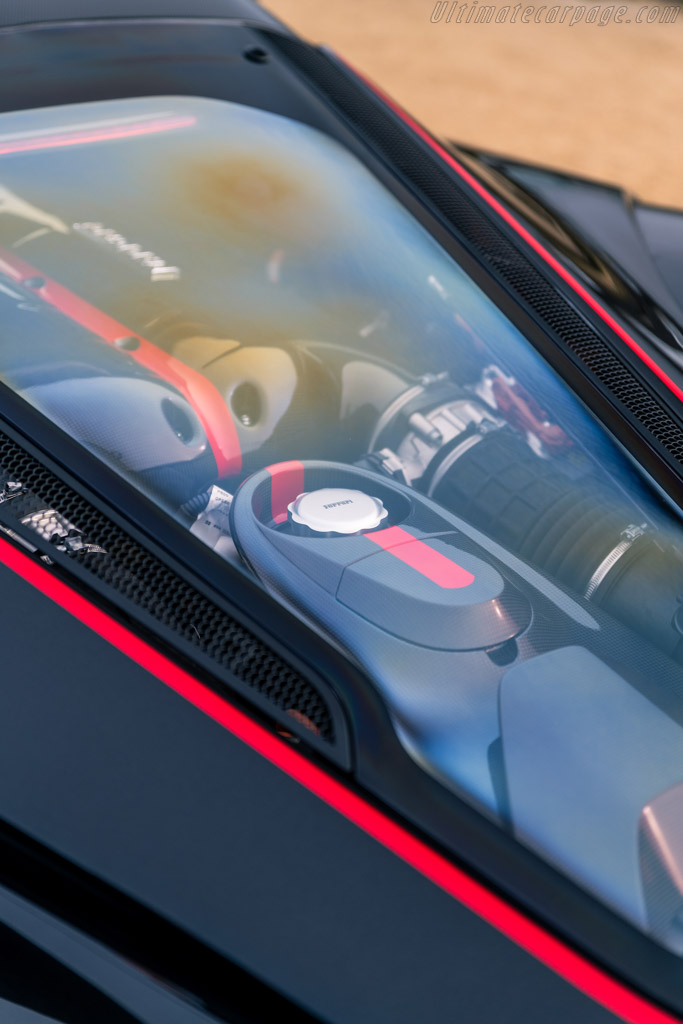 Ferrari LaFerrari Aperta