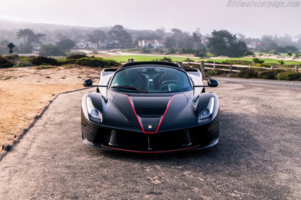 Ferrari LaFerrari Aperta