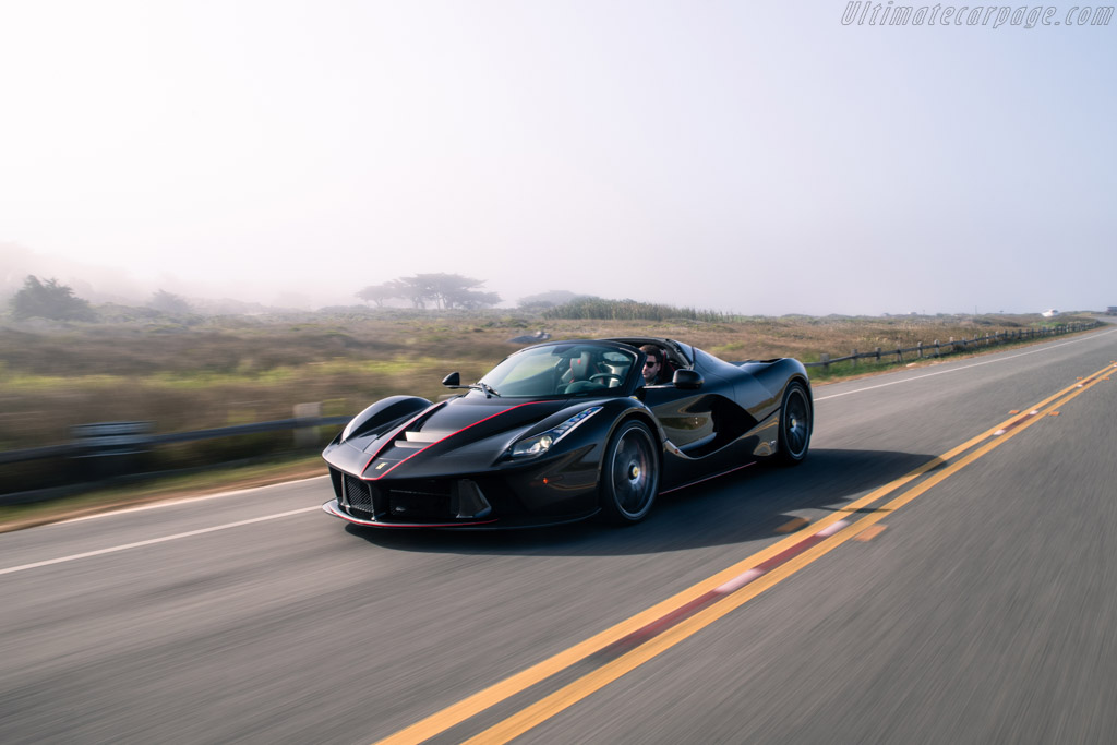 Ferrari LaFerrari Aperta