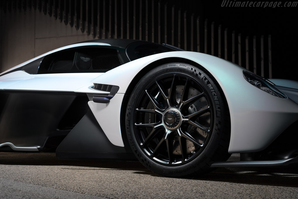 Aston Martin Valkyrie