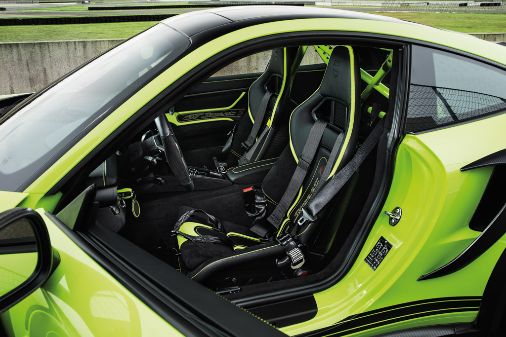 Techart GTstreet R