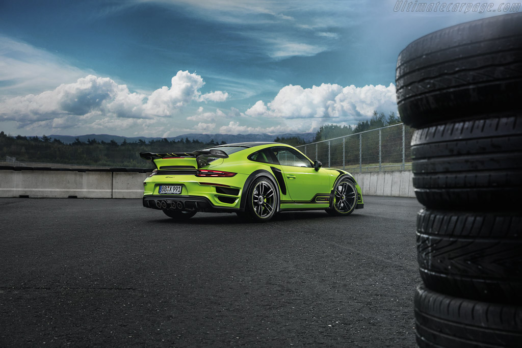 Techart GTstreet R