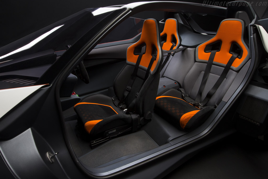 Nissan Bladeglider Concept