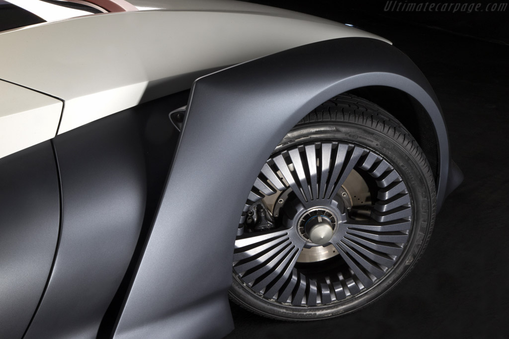 Nissan Bladeglider Concept