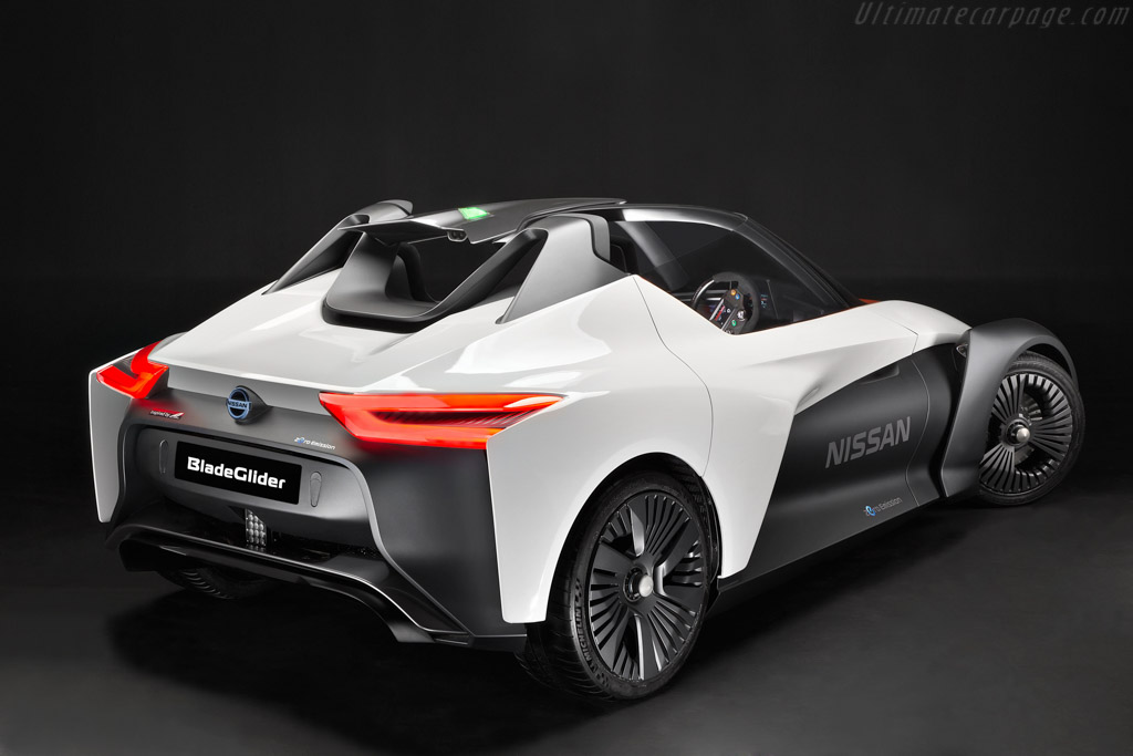 Nissan Bladeglider Concept