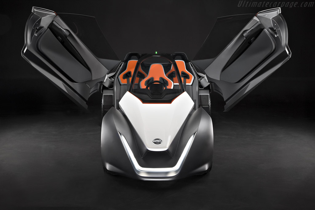 Nissan Bladeglider Concept