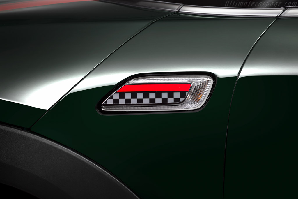 MINI John Cooper Works Clubman