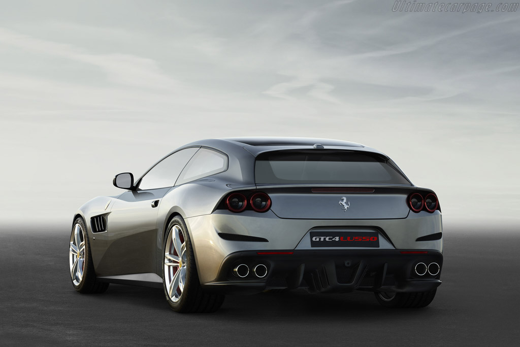 Ferrari GTC4Lusso T