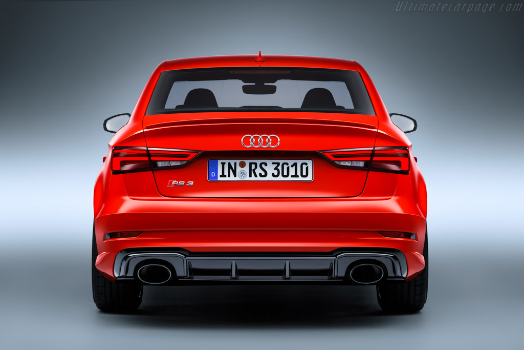 Audi RS 3 Sedan