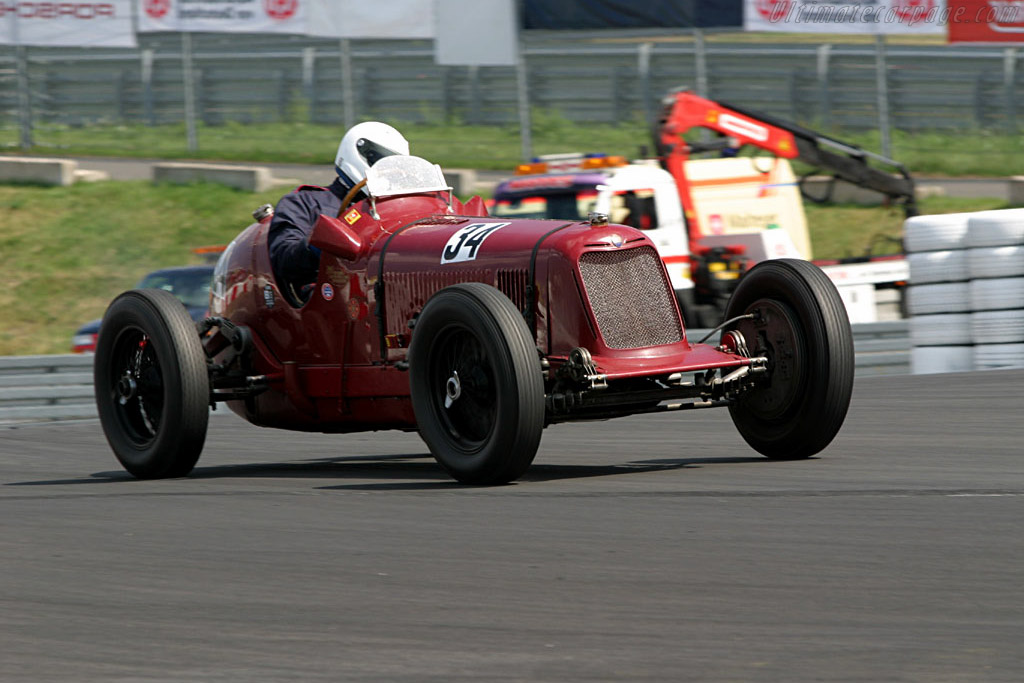 Maserati 8CM