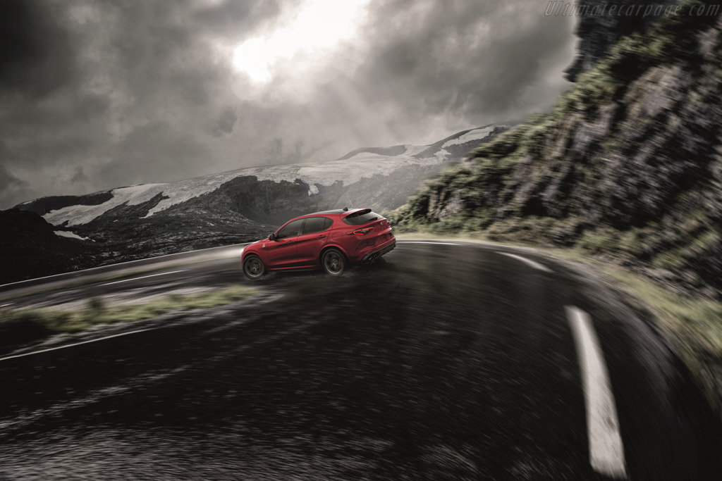 Alfa Romeo Stelvio Quadrifoglio