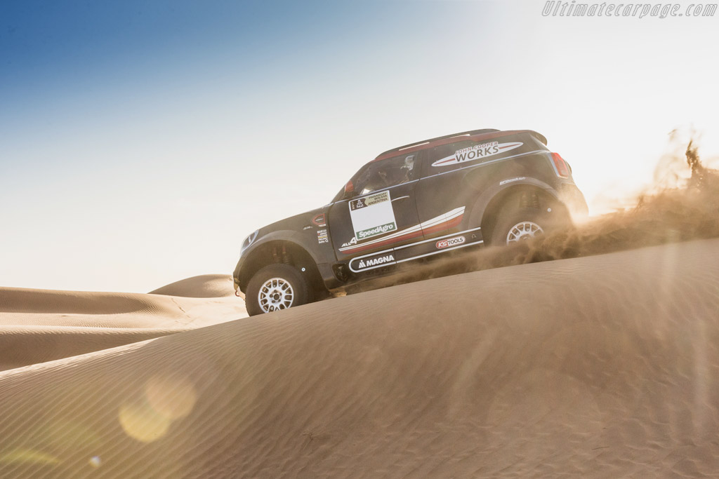 MINI John Cooper Works Rally