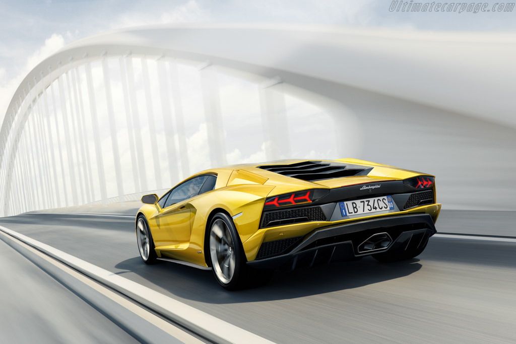 Lamborghini Aventador S