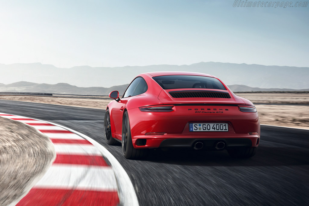 Porsche 911 Carrera GTS