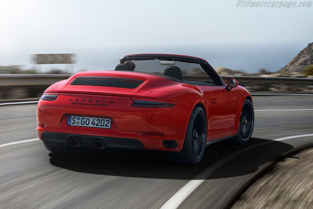 Porsche 911 Carrera 4 GTS Cabriolet