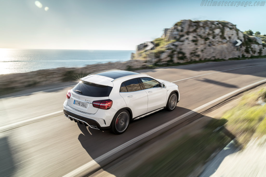 Mercedes-AMG GLA 45