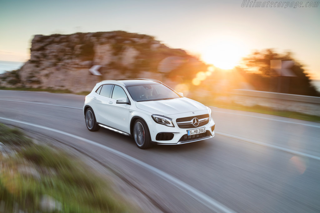 Mercedes-AMG GLA 45