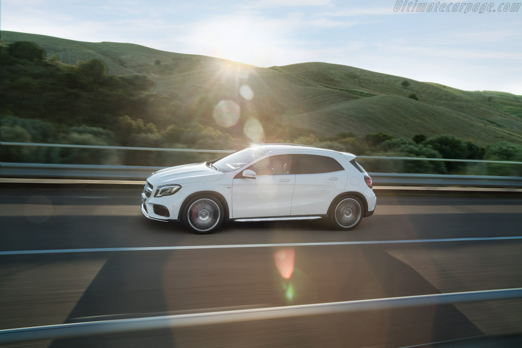 Mercedes-AMG GLA 45