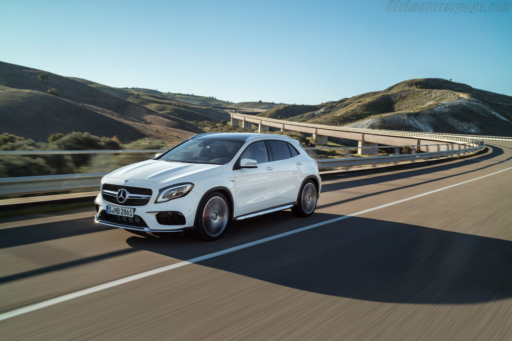 Mercedes-AMG GLA 45