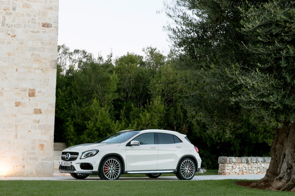 Mercedes-AMG GLA 45
