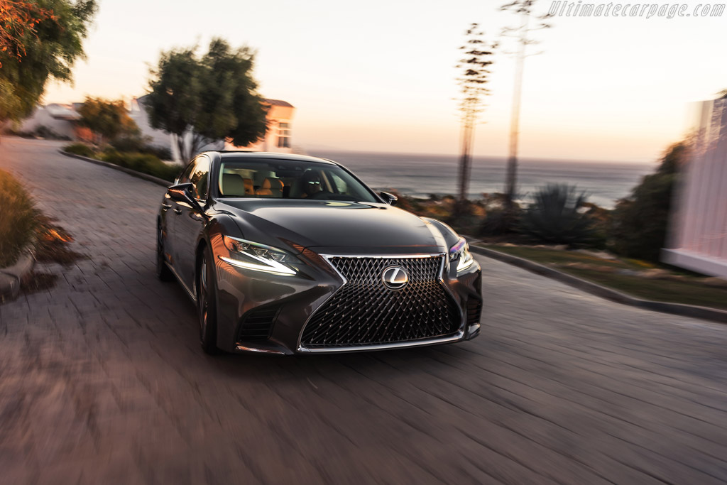 Lexus LS 500
