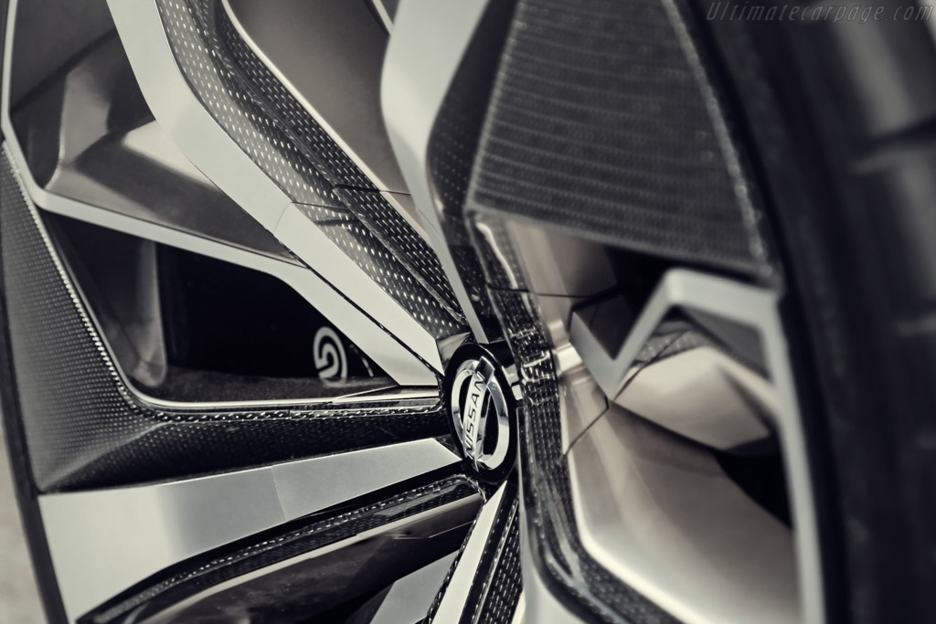 Nissan Vmotion 2.0 Concept