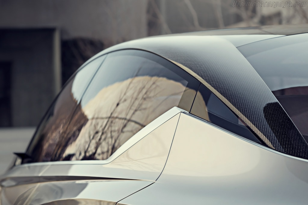 Nissan Vmotion 2.0 Concept