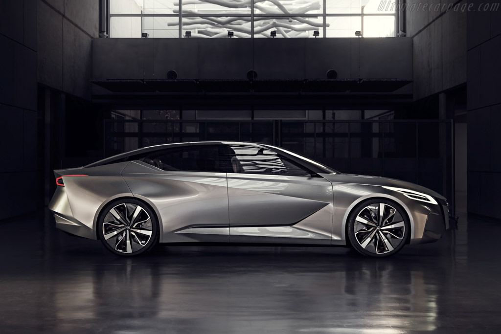 Nissan Vmotion 2.0 Concept