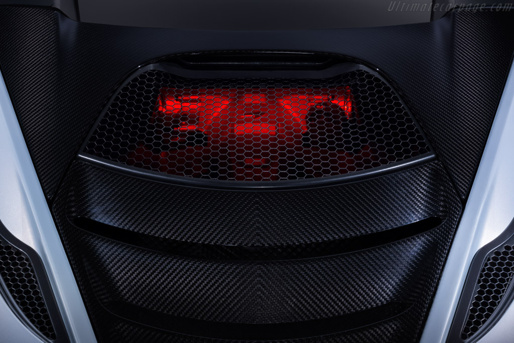 McLaren 720S Coupe