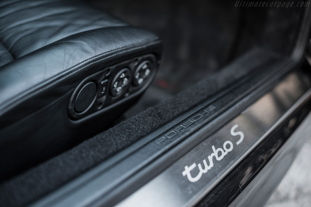 Porsche 911 Turbo S