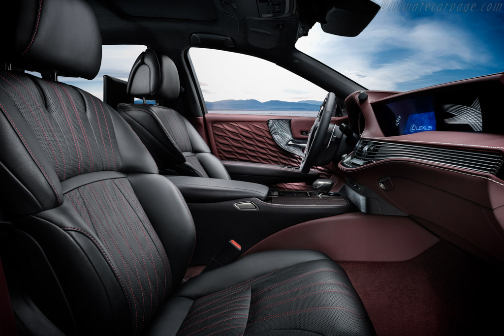 Lexus LS 500h