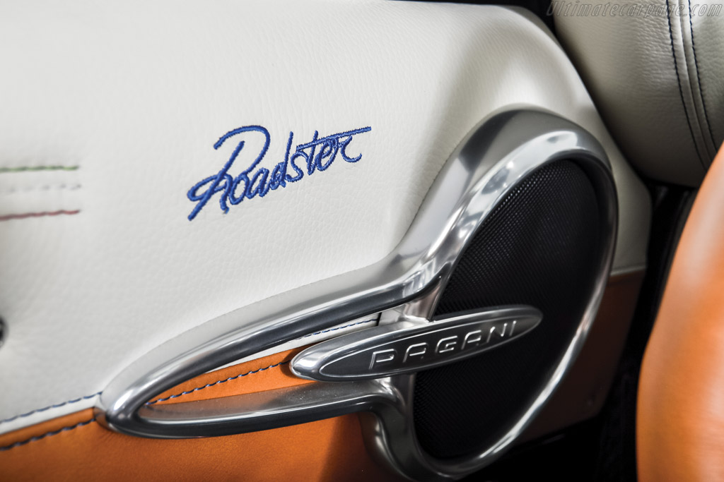 Pagani Huayra Roadster