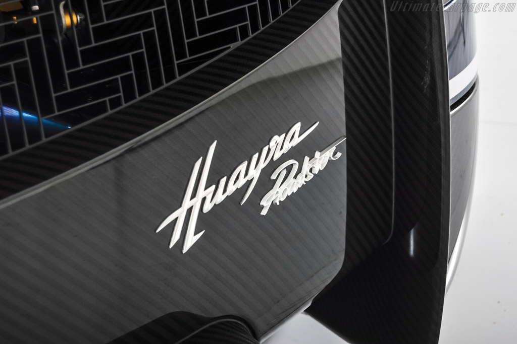 Pagani Huayra Roadster