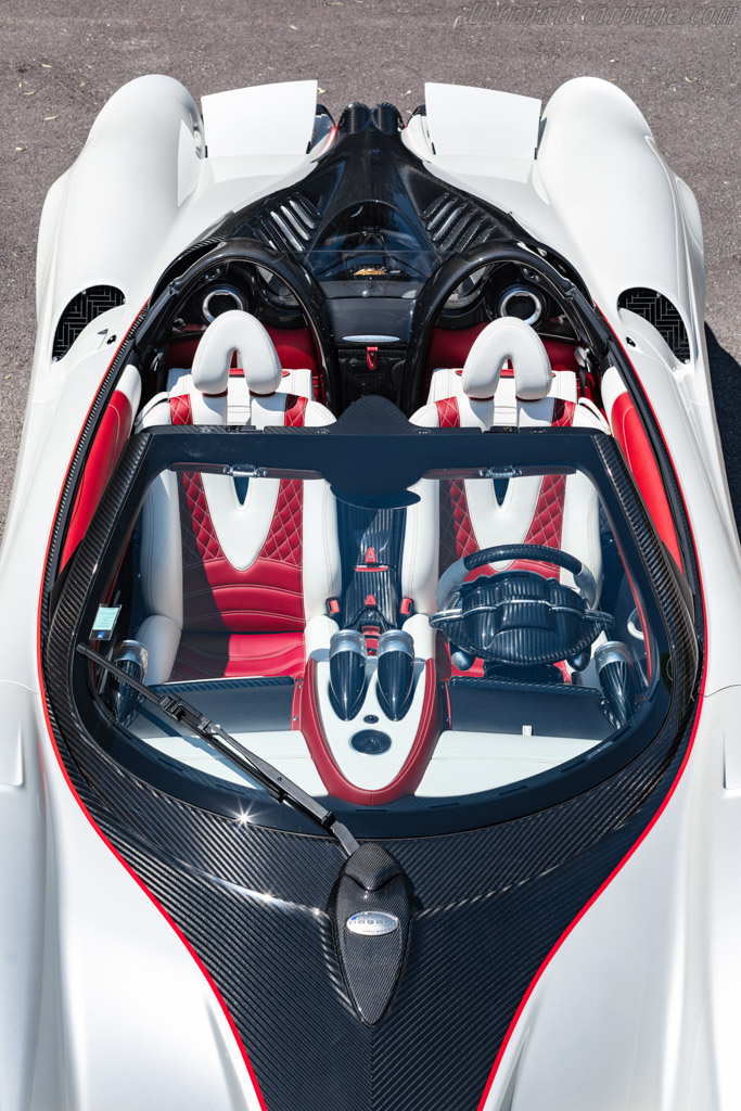 Pagani Huayra Roadster