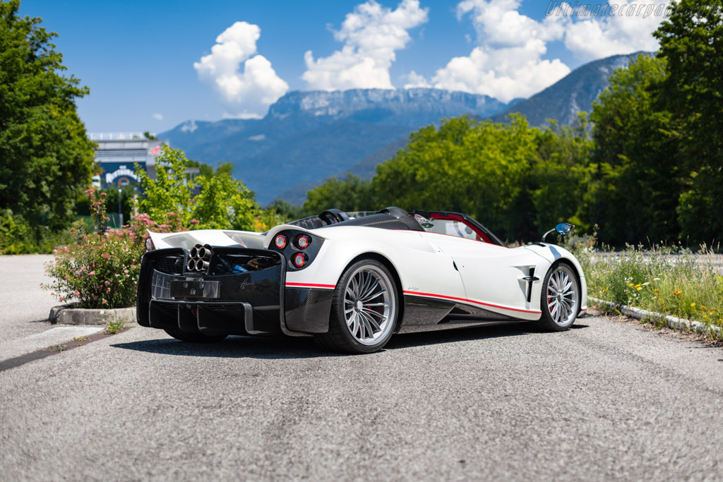 Pagani Huayra Roadster