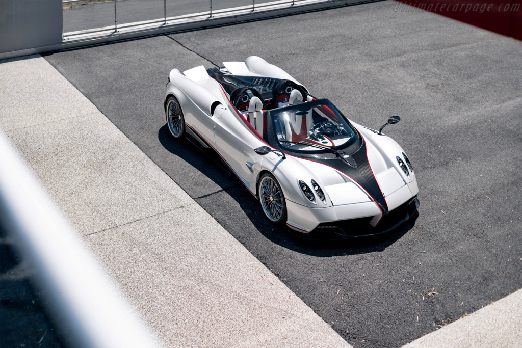 Pagani Huayra Roadster