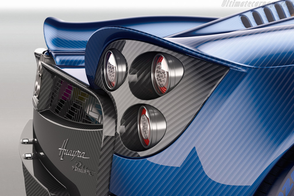 Pagani Huayra Roadster