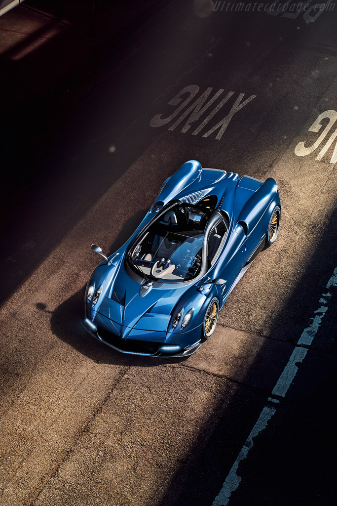 Pagani Huayra Roadster
