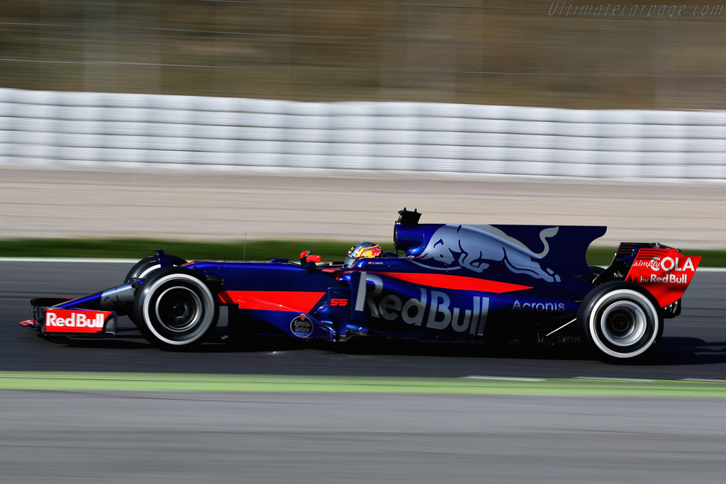 Toro Rosso STR12 Renault