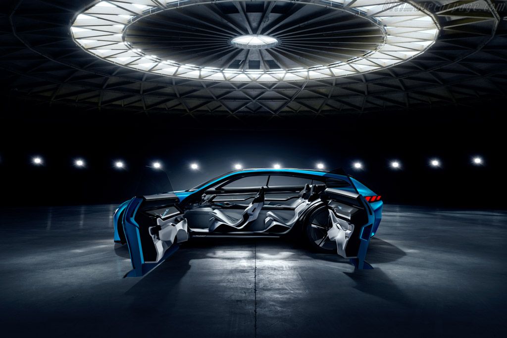 Peugeot Instinct Concept