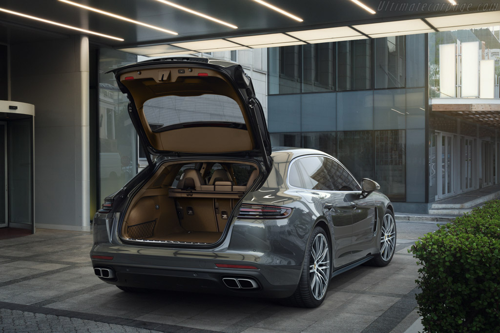 Porsche Panamera Sport Turismo