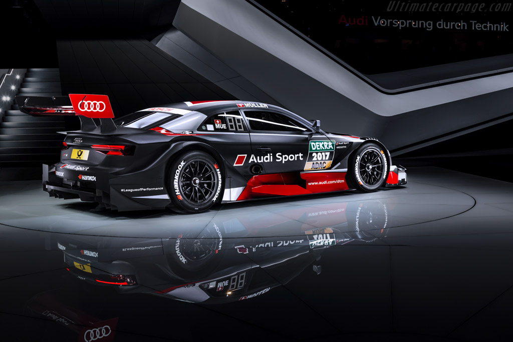 Audi RS 5 DTM
