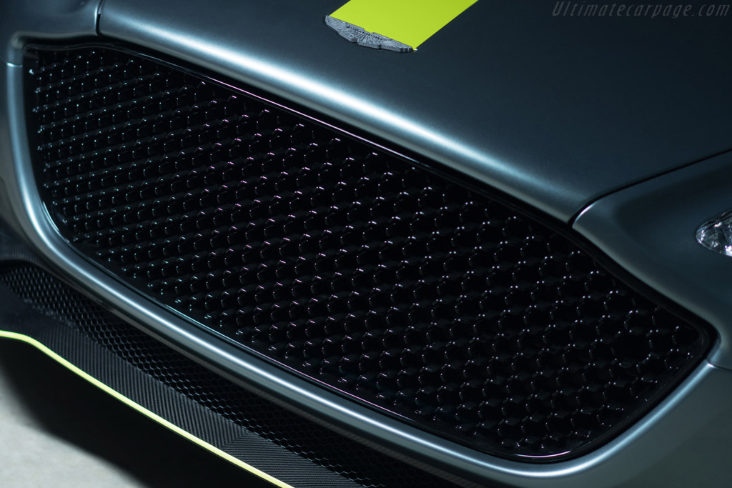 Aston Martin Rapide AMR