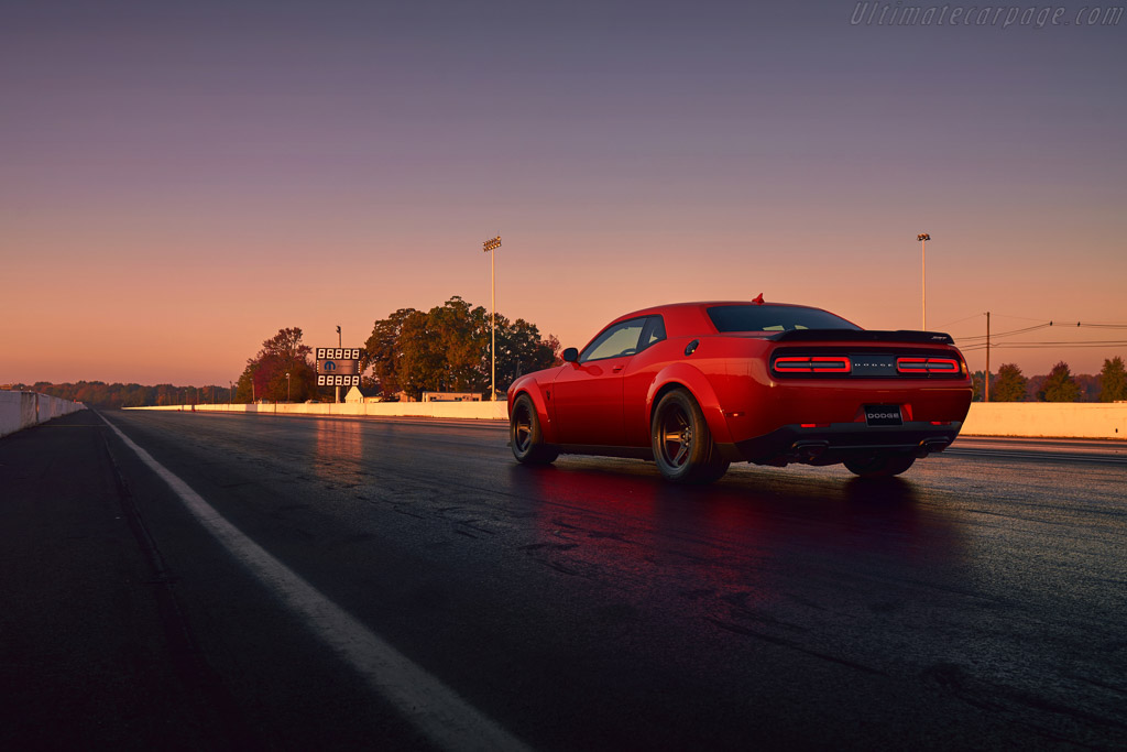 Dodge Challenger SRT Demon