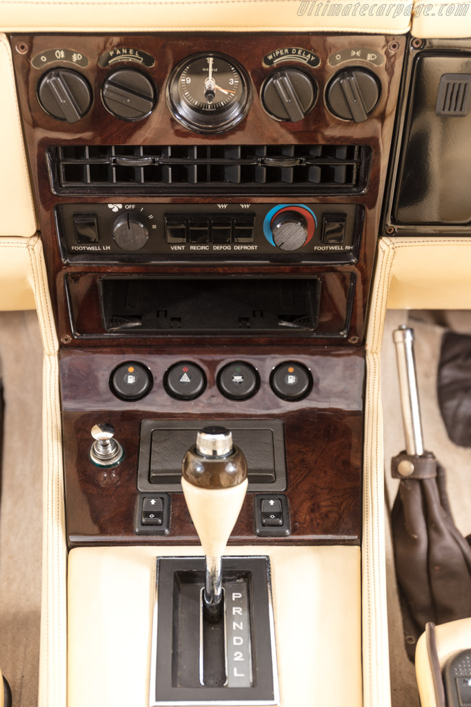 Aston Martin V8 Zagato Volante