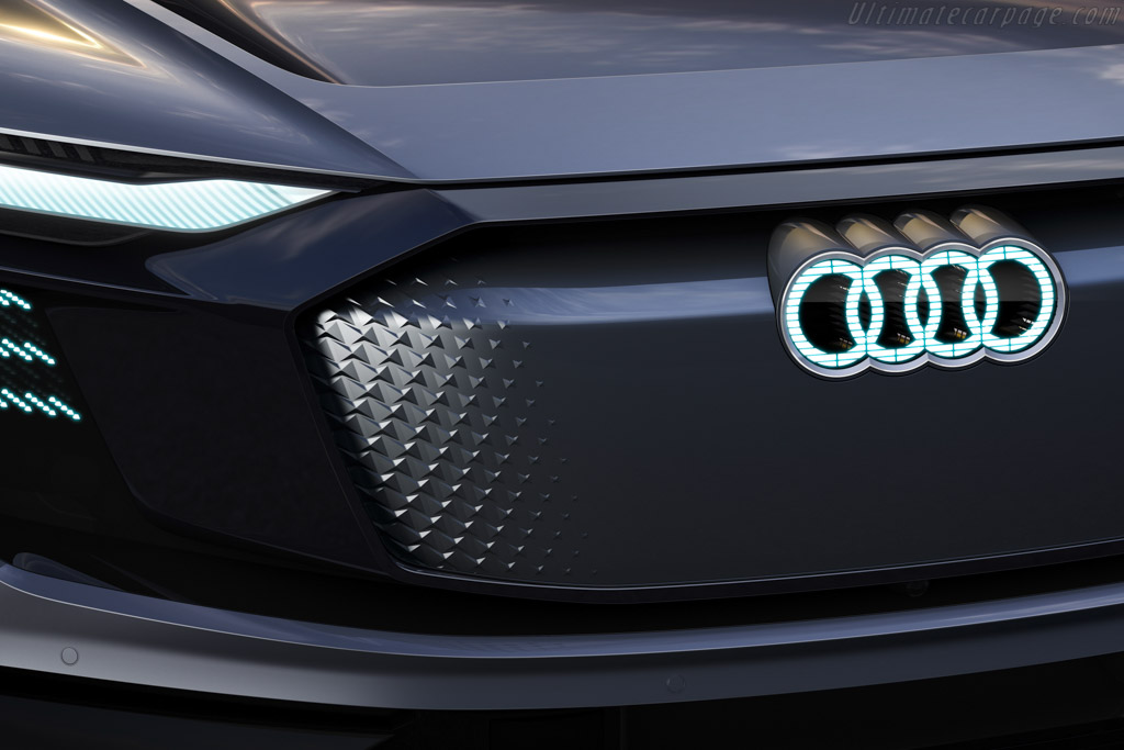 Audi e-tron Sportback Concept