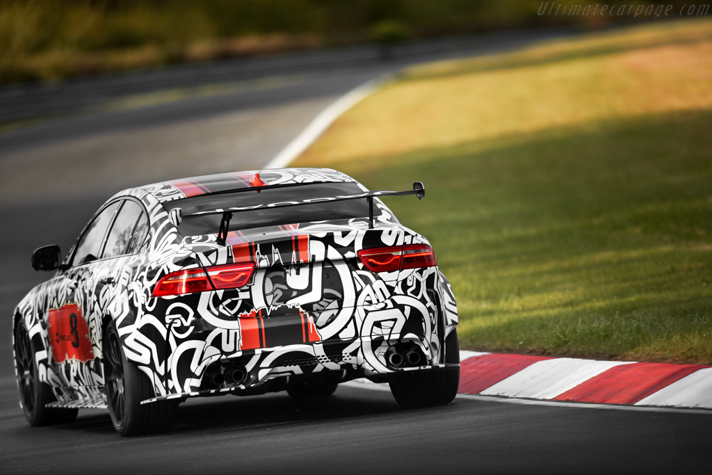 Jaguar XE SVO Project 8