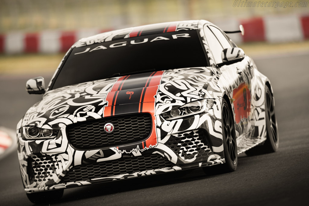 Jaguar XE SVO Project 8