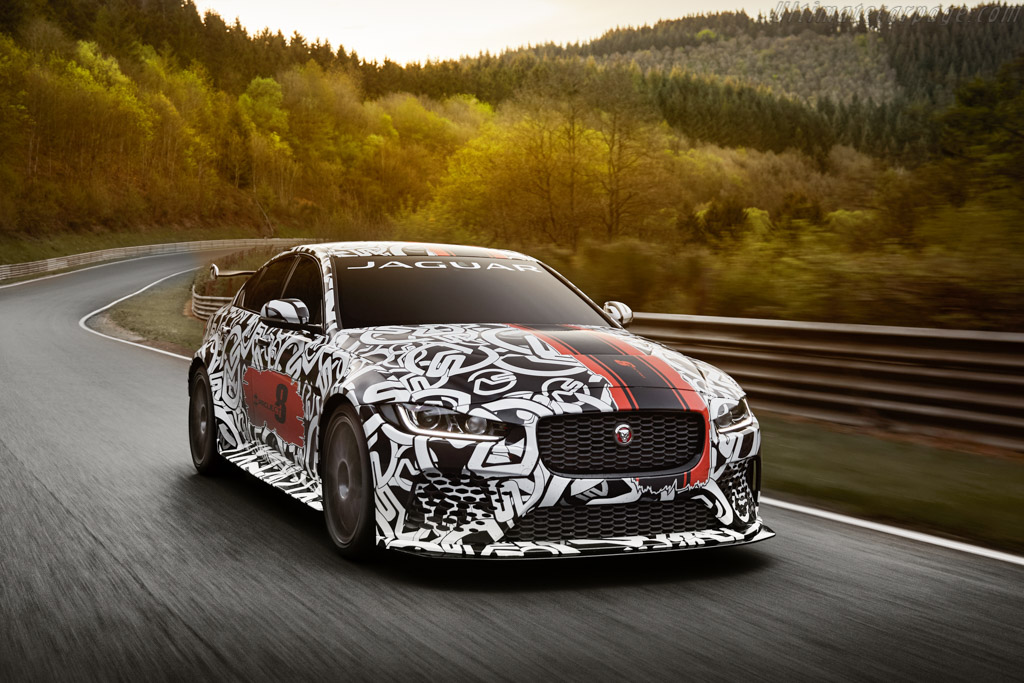Jaguar XE SVO Project 8
