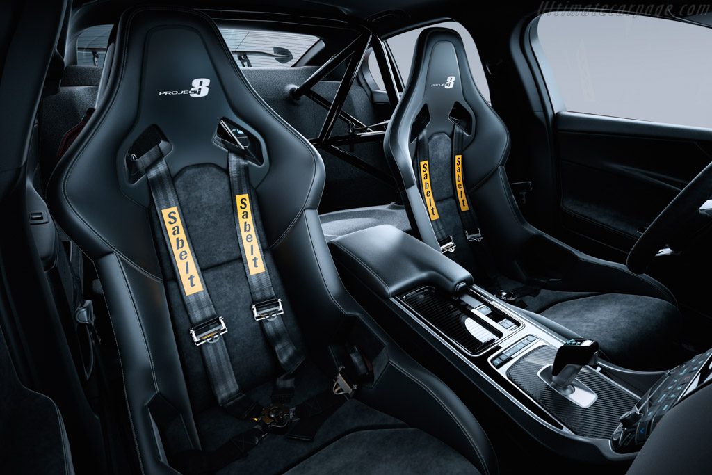 Jaguar XE SVO Project 8